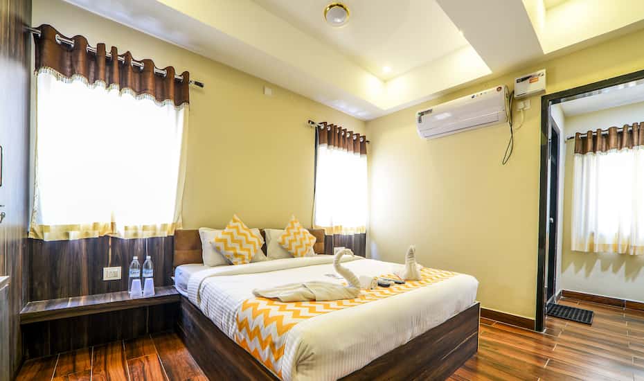 Narayanaguda, Hyderaguda, Kacheguda, Hyderabad Hotel, Nampally Hotel, Abids Hotel, Assembly Hotel, Khairtabad Hotel, Hussain Sagar Hotel, City Centre Hotel, Osmania Medical College Hotel, Koti Hotel, Secretariat Hotel, Himayath Nagar Hotel, Charminar Hotel, Narayanaguda Hotel, Hyderguda Hotel, Kacheguda Hotel